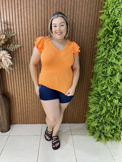 BLUSA CANELADA COM BABADINHOS NO OMBRO LARANJA - comprar online