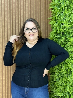 CARDIGAN DE MODAL PLUS PRETO