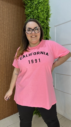 T-SHIRT PLUSSIZE ROSA NEON CALIFORNIA