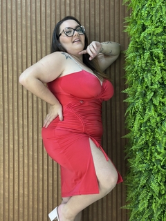 VESTIDO PLUS TRILOBAL COM ALÇA BRILHOSA VERMELHO na internet