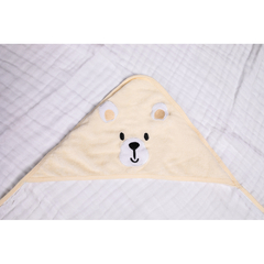 Imagem do TOALHA DE BANHO SOFT BORDADOS KARINHO COM CAPUZ URSO CREME