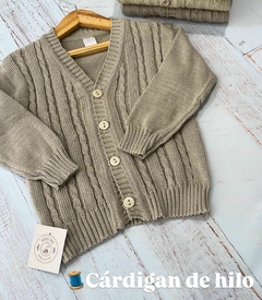 Cardigan de hilo bebe/a beige