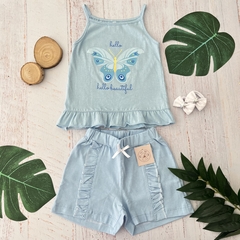 Musculosa beba mariposa en internet