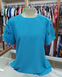 blusa feminina gola redonda azul