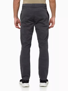 Calça Calvin Klein Chino Essential Cinza na internet