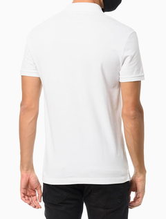 Polo Calvin Klein Sem Friso Branca - comprar online