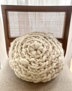 Almohadon de lana tejido - comprar online