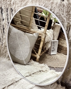Espejo de hierro blanco de 60cm