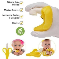 Mordedor e Massageador para bebê em formato de banana - comprar online