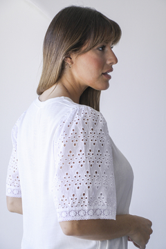 704 - Blusa Josefina Mangas Broderie - comprar online