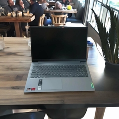 Lenovo 3 AMD Ryzen 5 5625U + 512GB SSD + 12GB 15.6″ FULL HD (1920×1080) WIN11 - comprar online