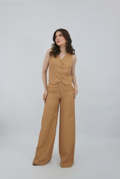 Calça Pantalona de Alfaiataria Camel