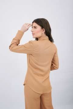 Camisa Feminina Camel - comprar online