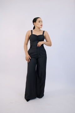 Cropped com franzido no busto - Elegância - loja online