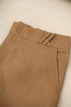 Calça Pantalona de Alfaiataria Camel - Ouz Be