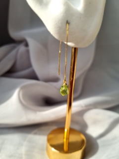 Brinco drop em Ouro 18K e Peridoto