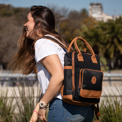 Mochila Atuel - Negra - Buenas Vibras Store