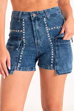 SHORT CARGO AZUL CON TACHAS