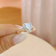 Anillo Corazón Con Piedra - comprar online