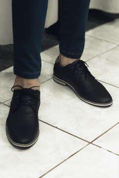 ZAPATO DE VESTIR NEGRO BANDO