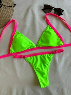 Conjunto Bikini con Vivos Tasa Desmontable y Cola Less Regulable