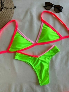 Conjunto Bikini con Vivos Tasa Desmontable y Cola Less en V c/Faja