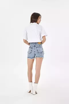 SHORT RIGIDO CON ROTURAS - XOA - comprar online