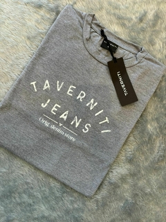 REMERA TAVERNITI GRIS