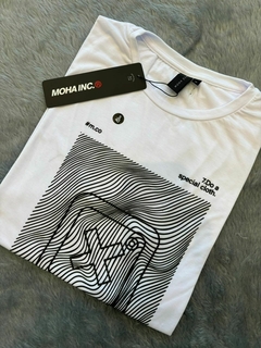 REMERA MOHA ESTAMPADA