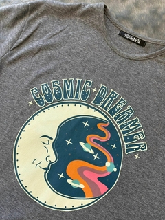 REMERA SIDDHARTA COSMIC - comprar online