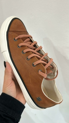 ZAPATILLA MARRON CUERO BANDO - comprar online