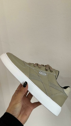 ZAPATILLA BEIGE CUERO BANDO