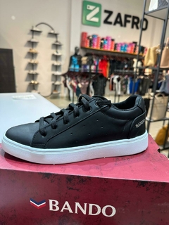 ZAPATILLA CUERO NEGRA BANDO - comprar online