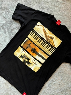 REMERA EIKEEL MUSIC