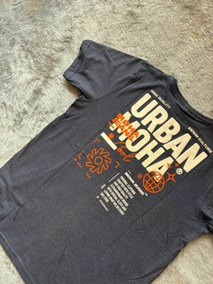 REMERA URBAN MOHA CON ESTAMPA EN LA ESPALDA - comprar online