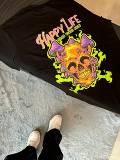 REMERA OVERSIZE MOHA HAPPY LIFE