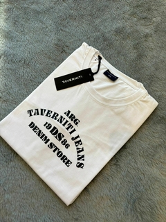 REMERA TAVERNITI DENIM STORE BLANCA