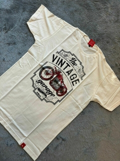 REMERA EIKEEL VINTAGE BLANCA - comprar online