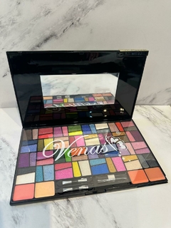 MEGA KIT DE MAQUILLAJE 3D - comprar online