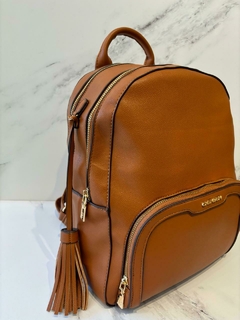 MOCHILA MARRON CHENSON