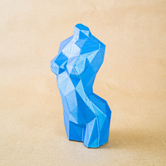 torso-feminino-mulher-estatua-escultura-3d-lowpoly-azul-lado