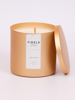 VELA AROMATICA DE CERA DE SOJA SATIN / DORE FIDELA - comprar online