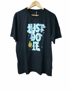 Camiseta Preta Tam G NIKE