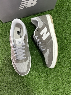 NEW BALANCE 300 CINZA na internet