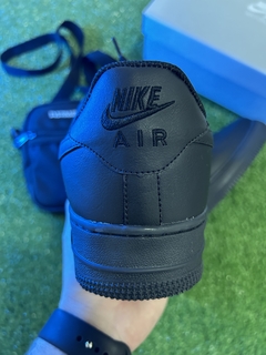 Nike - Air Force AF1 ALL BLACK na internet