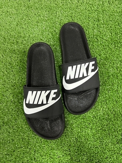 Chinelo Slide Nike Victory Masculino P.U. na internet