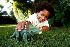 Imagen de Jurassic World Dominion Roar Strikers Triceratops Mattel