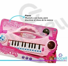 Piano Princesas Con Luz en internet