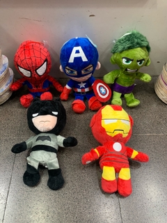 peluche avengers 25cm