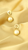 aretes con perla beige